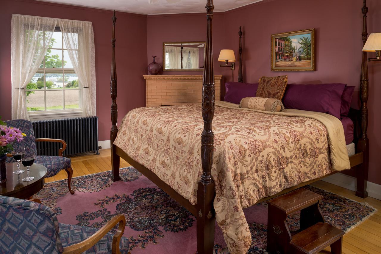 Yale Manor B&B & Yurt Glamping ภายนอก รูปภาพ
